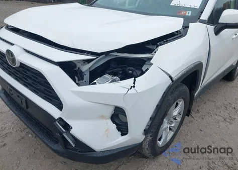 2019 Toyota Rav4 Xle from USA, damaged, VIN JTMP1RFV1KD037072